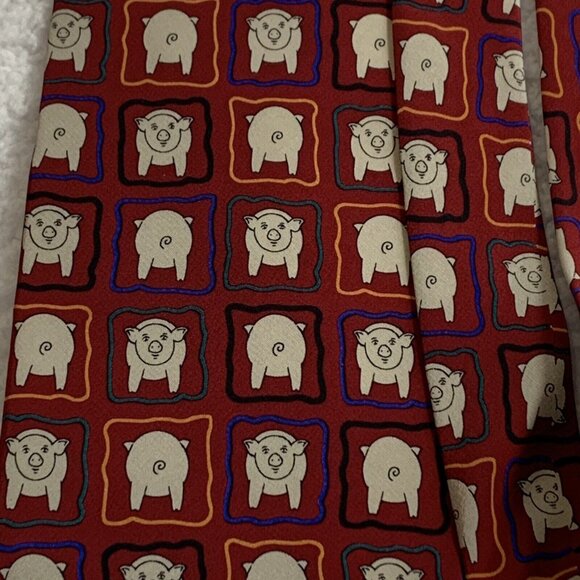 Vicky Davis Pigs 100% Silk Tie Made in USA Red NWOT Vintage - Picture 3 of 7
